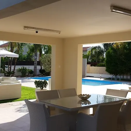 Spetsopoulla Villa