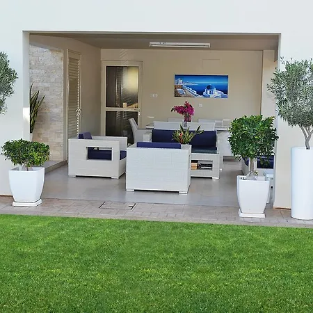 Spetsopoulla Villa *
